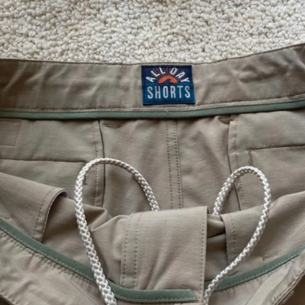 Faherty Men's Tan and Khaki Shorts